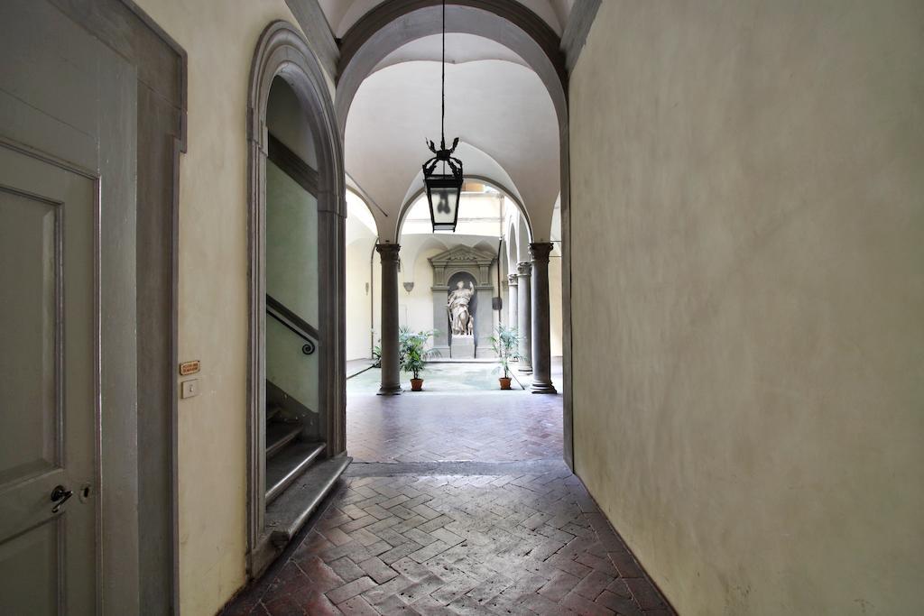 Palazzo Tolomei - Residenza D'Epoca Acomodação com café da manhã Florença Exterior foto