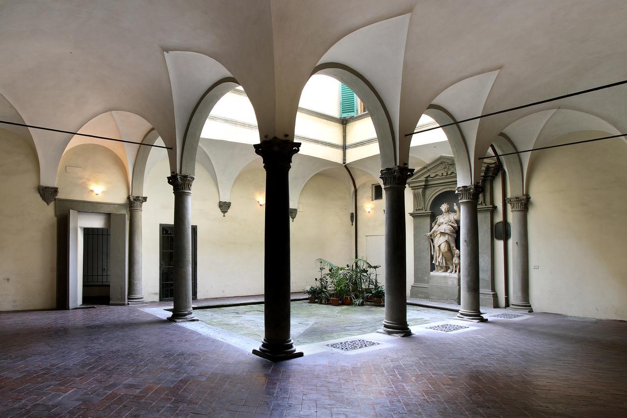 Palazzo Tolomei - Residenza D'Epoca Florença Exterior foto